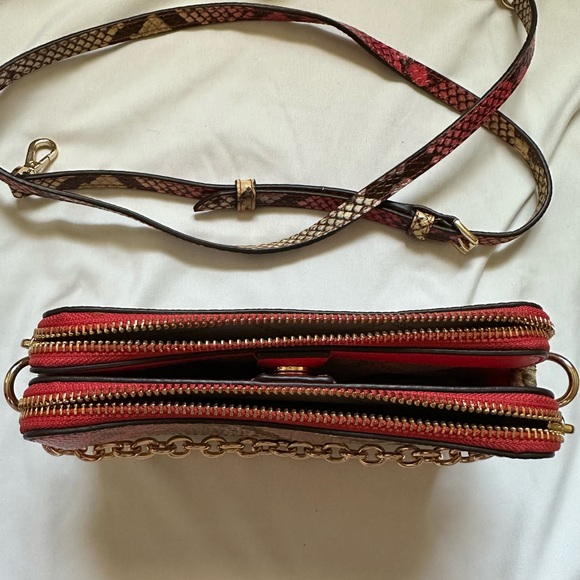 Michael Kors Hot Pink White OmbrΓ© Embossed Snakeskin Gold Crossbody Bag - Picture 7 of 13